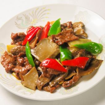 Garlic sprouts and stir-fried beef / beef and vegetable oyster oil