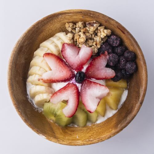 体に優しいアサイーボウル