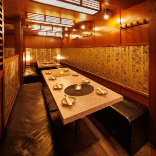 ◆テーブル個室◆新宿店は内装も徹底してこだわります◎居酒屋をお探しなら当店へ！