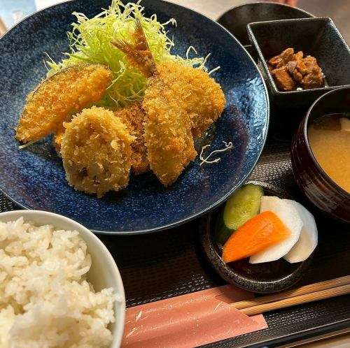 ～平日限定・日替わりランチ～　