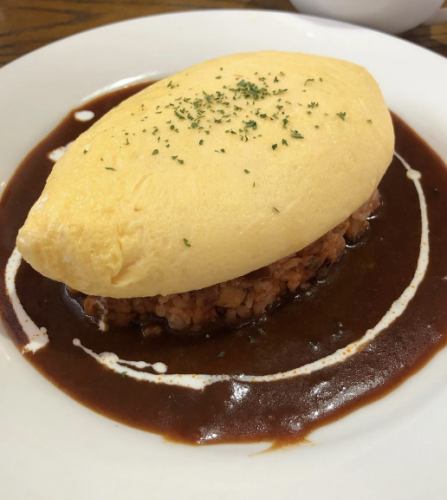 シェフ自慢のオムライス