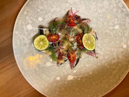 #Sanma #Saury #Carpaccio

🗣️"What a plump saury!🐟"

Hello ✨This is #Reali 😊
The hot summer days are still continuing,
According to the calendar, it's already autumn 🍂
The ingredients in Reali also give a sense of the beginning of autumn.
We are receiving new stock one after another🙏🏻✨

This time it is becoming a luxury fish
Introducing "Sanma" 🤲🏻
Until a few years ago, home-made fish was cheap and delicious!
The image of pacific saury,
Now it has become a luxury fish that costs 1,000 yen per fish.
But it's also full of fat!
Even if you lightly grill it, the fat melts and gives off a nice aroma.
There is no smell and the aroma is outstanding.
I think right now is the best time🤔💗

Delicious saury simply served as carpaccio✨
Depending on the next shipment, we may have confit or carpaccio.
I plan to use it in paella as well.
What you can eat in carpaccio
Until next Monday 🥹
Please take this opportunity to enjoy some raw saury 🤲🏻✨

~Announcement~🚩
On September 13th and 14th, we were reunited.
"Distant Mountain Light" movie release commemorative event at Uonomachi Danchi
I've been invited to participate in this event 👏🏻👏🏻👏🏻
This time, in reference to the omurice that appears in the movie,

"Demi-omelette rice with plenty of mushrooms and chunky beef"
~Parsley butter rice~🍄‍🟫
We will provide you with the following!!!
Demi-glace sauce with plenty of chunks of meat,
Shiitake, Maitake, Enoki, Shimeji, and other mushrooms
Adding a generous amount of kinoko for a fragrant and delicious taste
A delicious dish that can be enjoyed by adults and children alike
We will provide it to you 🥰
More details will be announced in the next update!
If you like it, please check it out ☑️

This week's business days
Lunch and dinner on September 8th, 9th, 10th and 11th will be as usual.
12th (Friday) Lunch closed, Dinner as usual
13th and 14th Uonomachi Housing Complex Event
Closed on the 15th (Sunday)
16th - Open as usual

I look forward to seeing you all again this week 💗

Shop information 🔍
Closed on Sundays, the second and fourth Mondays
Closed on Fridays for lunch only

Open for lunch📢
・11:30 Open - 15:00 Close
(Last order at 14:00)
✍🏻menu
Seasonal pasta to choose from
・Pasta lunch ¥1000- Total 2 items
(Amuse Pasta)

・A Lunch ¥1600- Total 4 items
(Amuse Appetizer Pasta Dolce
Coffee or tea)

・B Lunch ¥2200-5 items in total ☜ Recommended ☆
(Amuse appetizer pasta main fish or meat
Dolce (Coffee or Tea)

・C Lunch ¥3200- Total 7 items
(Amuse Cold appetizer Hot appetizer Pasta
Main fish, main meat, dessert, coffee or tea)

Others You can also order from the a la carte menu for lunch 🍴


Dinner📢
・Open from 17:00 to close at 22:00
(Last order at 21:00)
One drink order🥂
✍🏻menu
Made with seasonal ingredients
・6-course short course with main meat or fish
¥5500-(tax included)

Made with seasonal ingredients
・Full course 7 items in total
¥6000-(tax included)☜Recommended☆

・Special course ~Reservation required~
Chef's choice course, 7 dishes in total
¥10000- Includes welcome drink
Other a la carte available

⚠︎ It may be faster depending on the customer's store situation.

***********
☎︎095-842-5125
Hot pepper description
Hamaguchi Italian Bar Reali and search 🔎
You can also accept Instagram DM 🙆🏻‍♀️
***********

#Nagasaki
#Nagasaki gourmet
#hamaguchi town
#Italian
#Casual Italian
#meat
#Meat dish
#Meat pasta
#Restaurants that serve meat pasta
#seafood
#Restaurants with seafood pasta
#Seafood pasta
# Seafood pasta is delicious
#Look for the red door 🚪
#Reali