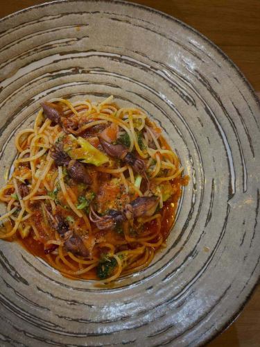 #Seafood pasta
🗣️"Spring has arrived🌸"
Hello ✨This is #Reali☺️
The number of cold days has decreased and the weather has also improved.
The ingredients arriving are starting to look like spring🫶🏻✨
Reali also has the popular spring ingredient, firefly squid.
Now in stock ✨
Plump firefly squid that can be eaten whole,
Every year I look forward to asking, "When are the firefly squid coming?"
There are also customers who come to the store ♡
We also offer pizza, steamed white wine, and ajillo.
This time, we paired it with delicious broccoli delivered from Unzen.
"Firefly squid and broccoli tomato pasta"
I chose it 🫶🏻
Simple yet top-notch pasta 🍝
The rich flavor of firefly squid and the texture of broccoli
It's a fun and delicious dish 😆
We plan to offer this for lunch as well.
Firefly squid is a rare commodity, so we will only stock it once it arrives.
Please be sure to order it when it's on the menu🙇🏻♀️💗
~notice~
We will be open for lunch only on February 28th🙇🏻♀️
Dinner service will be temporarily closed
Thank you for your understanding🙇🏻♀️
Store Information📢
Lunch Time🍽️ (11:30~14:00 closes at 15:00)
◦Pasta lunch - Amuse-bouche pasta ¥1200~
◦A lunch ¥1900~
- Amuse-bouche, appetizer, pasta, dessert, after-meal drink
◦B lunch ¥2500~
-Amuse-bouche, Appetizer, Pasta, Main course (fish or meat)
Dolce. After-meal drink
◦C lunch ¥3500~
- Amuse-bouche, cold appetizer, hot appetizer, pasta, fish main course
Meat main dish. Dolce. After-meal drink
Dinner Time🍽️ (Weekdays 17:00-21:00 closes at 22:00)
(Weekends 17:00-22:00 closes at 23:00)
◦Half-course main course: fish or meat
¥6000~
◦Full-course main course: either fish or meat
¥6500~
🤫Pre-order for a 500 yen discount♡
🥄We also offer a la carte service🥄
***********
☎︎095-842-5125
Hot Pepper listing
Search for Hamaguchi Italian Bar Reali 🔎
You can also send us a DM on Instagram 🙆🏻♀️
***********
#Nagasaki
Nagasaki gourmet
Hamaguchi Town
Italian
#Casual Italian restaurant
meat
Meat dish
Meat pasta restaurant
seafood
Seafood pasta restaurant
Seafood pasta
Seafood pasta is delicious
Look for the red door 🚪
Reali