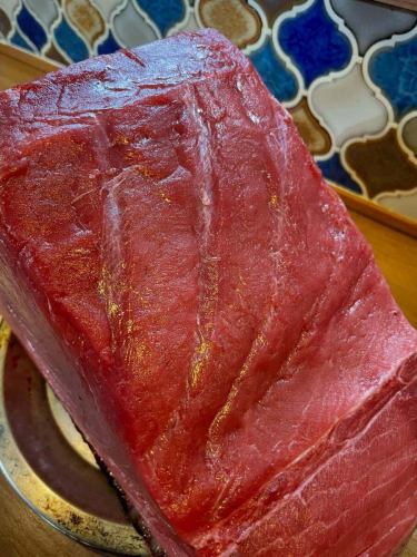 ✨✨〜Announcement〜✨✨

"Bluefin tuna" is said to be the king of tuna.
Now in stock!!!✨
The balance of lean and fatty meat is excellent!

Carpaccio, cold pasta, tuna cutlet
Everything looks delicious~🤤💗
Available from today 🤲🏻
Quantities are limited so please enjoy it as soon as possible.

Store Information📢

Lunch Time🍽️ (11:30~14:00 closes at 15:00)
◦Pasta lunch - Amuse-bouche pasta ¥1200~

◦A lunch ¥1900~
- Amuse-bouche, appetizer, pasta, dessert, after-meal drink

◦B lunch ¥2500~
-Amuse-bouche, Appetizer, Pasta, Main course (fish or meat)
Dolce. After-meal drink

◦C lunch ¥3500~
- Amuse-bouche, cold appetizer, hot appetizer, pasta, fish main course
Meat main dish. Dolce. After-meal drink

Dinner Time🍽️ (Weekdays 17:00-21:00 closes at 22:00)
(Weekends 17:00-22:00 closes at 23:00)
◦Half-course main course: fish or meat
¥6000~
◦Full-course main course: either fish or meat
¥6500~
🤫Pre-order for a 500 yen discount♡

🥄We also offer a la carte service🥄

***********
☎︎095-842-5125
Hot Pepper listing
Search for Hamaguchi Italian Bar Reali 🔎
You can also send us a DM on Instagram 🙆🏻‍♀️
***********

#Nagasaki
Nagasaki gourmet
Hamaguchi Town
Italian
#Casual Italian restaurant
meat
Meat dish
Meat pasta restaurant
seafood
Seafood pasta restaurant
Seafood pasta
Seafood pasta is delicious
Look for the red door 🚪
Reali