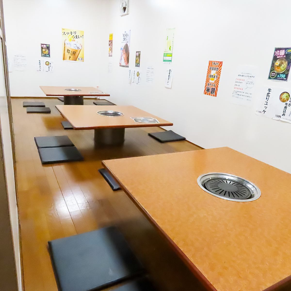 アットホームな店内で食事をお楽しみください♪