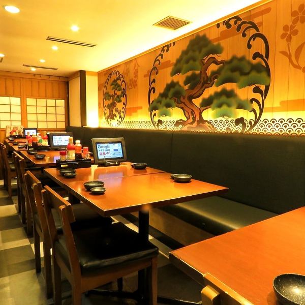 少人数から大歓迎★プライベートな飲み会やサク飲み、デートまで様々なシーンでご利用頂けます。ゆったり過ごせるお席で大切な方と楽しい時間をお過ごし下さい♪