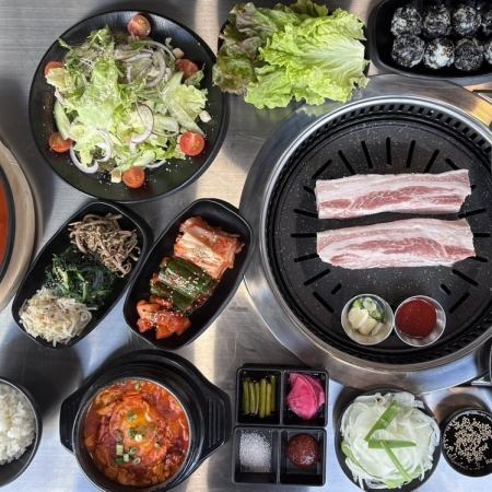 神話Aセット￥3,980(税込み)　【セット限定★+2480円で飲み放題付き！！￥2,480】