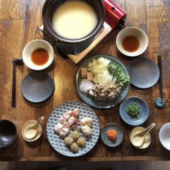 秋田高原比内地鶏の水炊きのみ。。　　  2人前 6600円