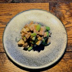 鶏と梅のなめろう