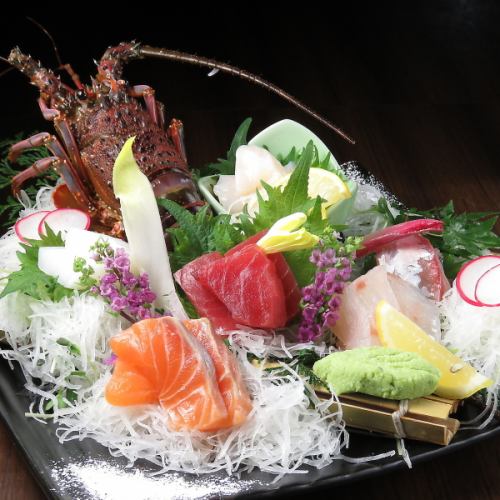 Assortment of seven kinds of sashimi