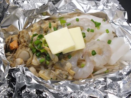 Grilled Seafood in Butter Foil