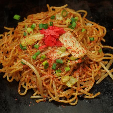 うま辛焼きそば