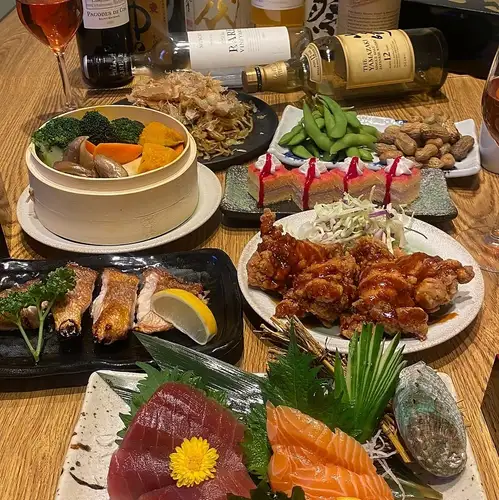 【満足度高】生ビール含む2時間飲み放題付き！名物手羽唐と鮮魚が楽しめる全7品『旬彩満喫コース』