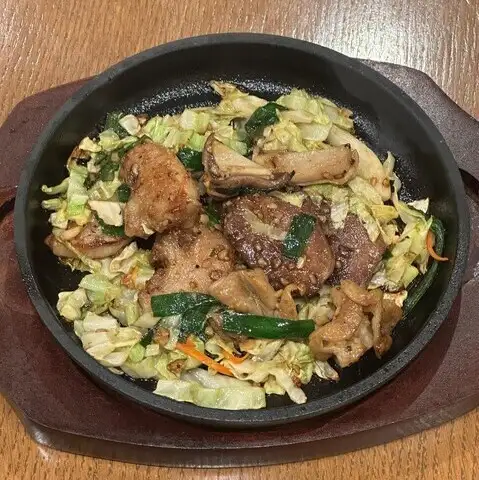 豚もつ焼き四種類盛り合わせ