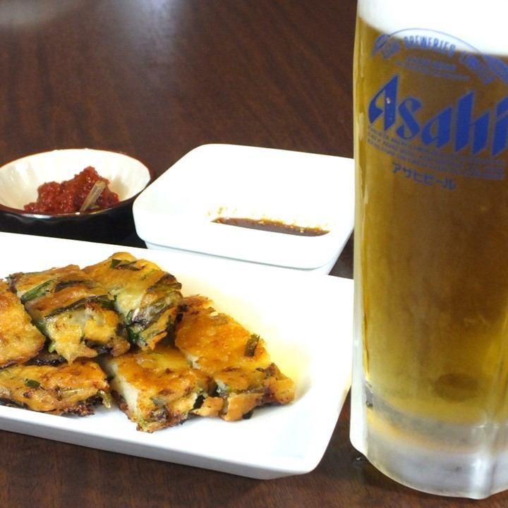 90分飲み放題は1980円！生ビール、ハイボール、日本酒、焼酎など