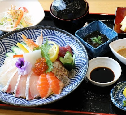 ≪Fresh seafood brought to you by Japanese restaurant Marumitsu≫ Seafood bowl from 1,585 yen
