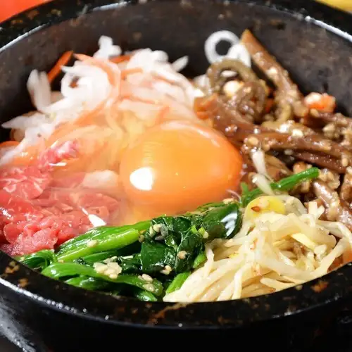 多彩な一品料理や〆をご用意しています!箸休めに◎