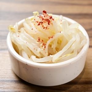 Bean sprouts namul