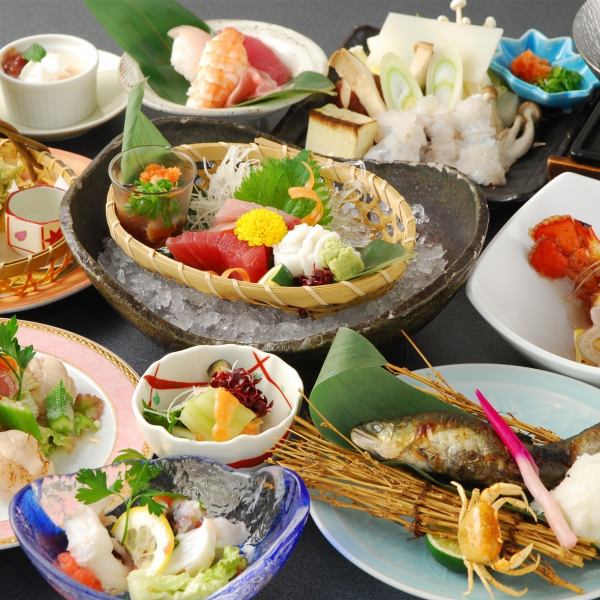 大満足の宴会コース各種ご用意♪忘年会・新年会は花格子で！！雰囲気、お料理、お酒全て大満足を保証！！