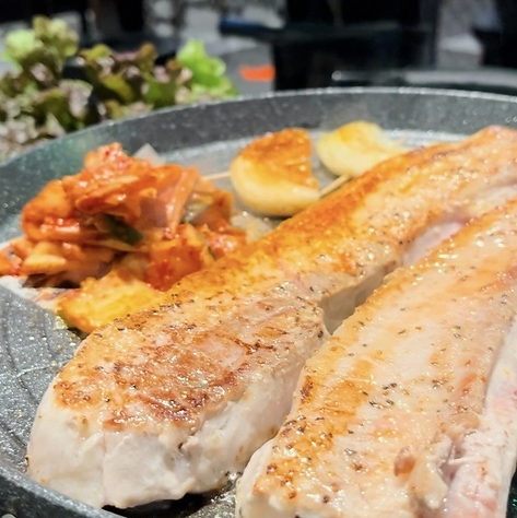 ≪食べ応え抜群◎！≫極厚サムギョプサル 1人前 1,490円 (税込)