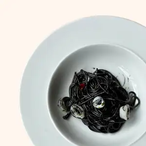 // Squid Ink Pasta - 이카스미 파스타 -