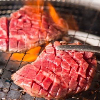 【嬉しいハラミ・カルビ付♪】おまかせ肉盛・ライス90分食べ飲み放題4000円（税込）