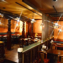 【バルコニー席】 人目を気にせずに過ごせるロールカーテン有。ご親族でのお集まりにも◎