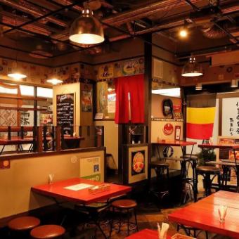 歓送迎会や夏宴会、会社のご宴会から大きめのパーティーにオススメです。新宿駅徒歩2分で、のびのびとフロア貸切での宴会をお楽しみください。ご利用シーン、人数など、お気軽にお問い合わせください。ご予約はお早めにどうぞ…。