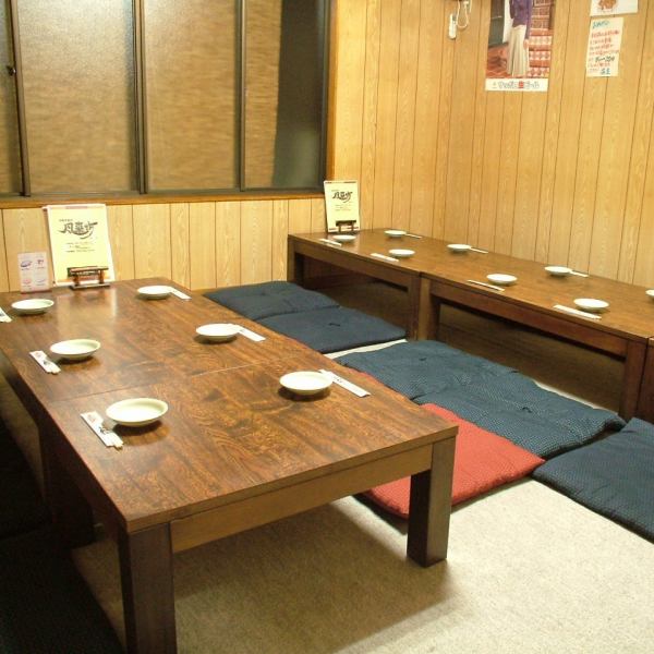 The second floor is a private tatami room.Perfect for banquets with casual friends! Also suitable for company banquets ◎ Fully open windows and ventilation ◎ Limited use for one group is also possible ♪