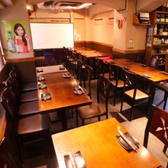 落ち着いた店内です★女子会にも大人気♪団体様もご対応できますので、気軽にご相談下さいませ♪（新橋、宴会、飲み放題、食べ放題、サムギョプサル、韓国料理）