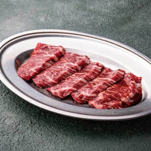 Traditional taste of Nopporo! “Ushigami Kalbi” is so soft that it melts into pieces