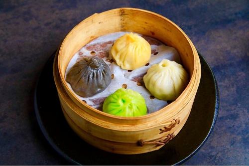 12 Assorted Xiaolongbao