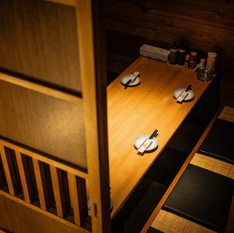 完全個室は居心地も抜群！プライベート感溢れる大人かっこいい空間が居心地の良い秘訣★