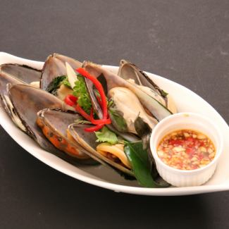 Stir-fried mussels