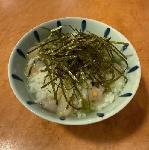 お茶漬け　(鮭/梅/タコわさ)