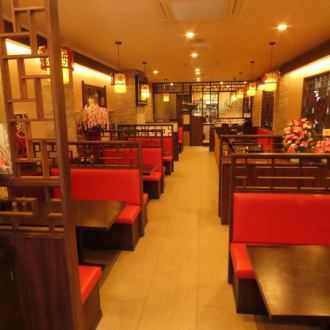 The restaurant has a spacious and calming atmosphere, allowing you to enjoy your meal in an open and airy setting.