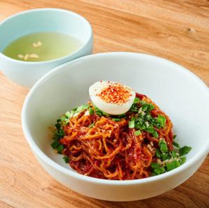 ビビン麺