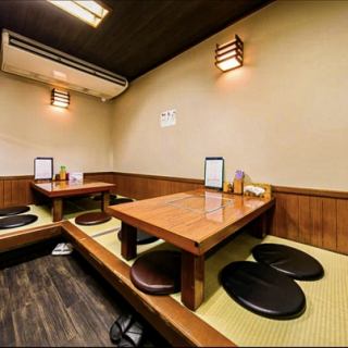 There are 2 tables on the 1st floor that can accommodate up to 5 people.