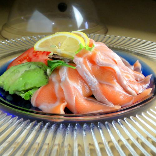 スモークサーモンのサラダ～自家製スモーク～