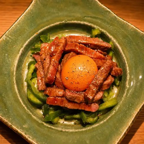 Cold beef and green pepper stir-fry
