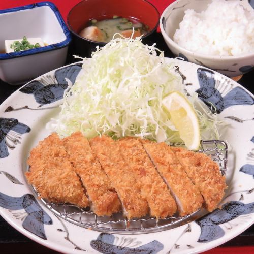 Weekly set meals starting from 1000 yen