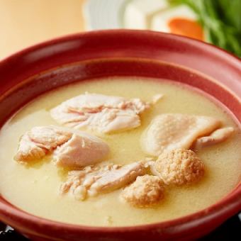 博多水炊きコース《飲み放題付》クーポン利用で5000円※3月.12月は料金＋500円