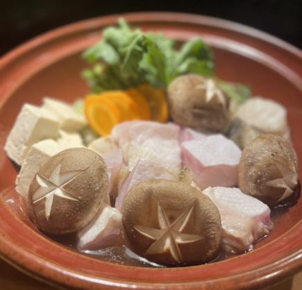 ★天然魚火鍋套餐（暢飲）9,000日圓（需使用優惠券）*3月及12月加價500日元