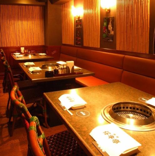 落ち着いた店内 <2>