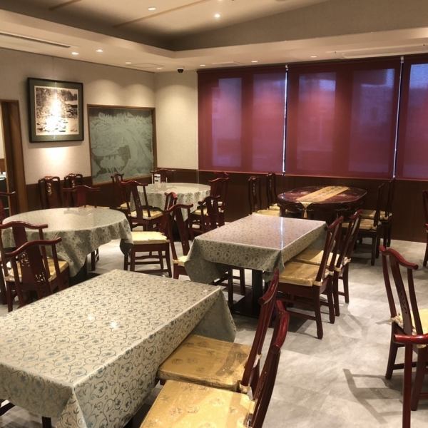 【お1人様歓迎◎】店内1名様用のカウンター席を全3席ご用意しております◎平日のランチ利用など、普段からお気軽にご利用頂けます。少人数様用のテーブルもございますのでデート等特別なワンシーンにもお勧めです。