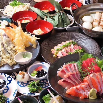 古民家風居酒屋！1階はオープンキッチン迫力満点！2階は全部完全個室です♪