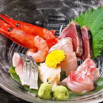 Excellent freshness.Fish lovers growl.Fresh fish sashimi 1650 yen ~
