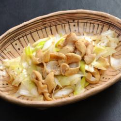 Stir-fried green onion and salt hormone