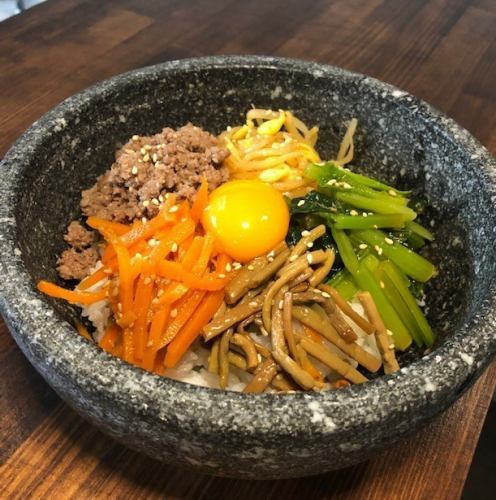 Stone-grilled bibimbap