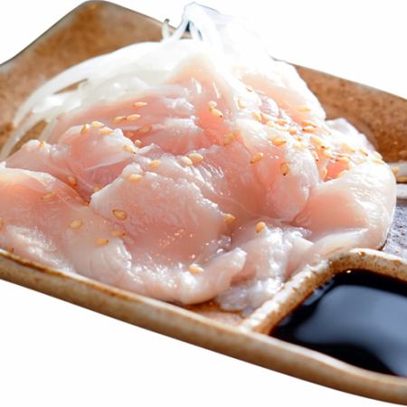 Domestic red chicken breast sashimi